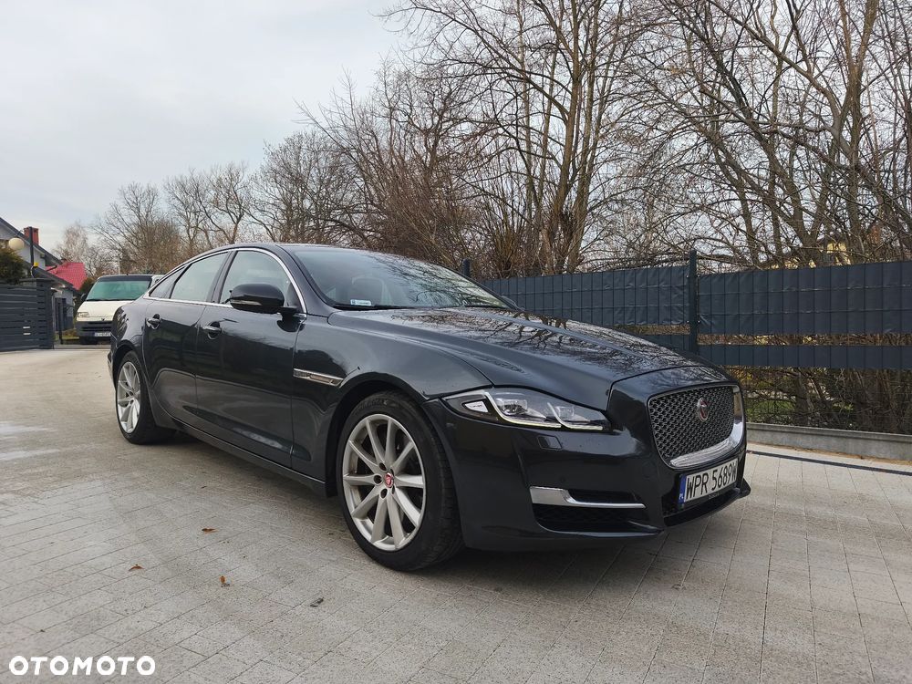Jaguar XJ 3.0 V6 Langversion Premium Luxury - 1