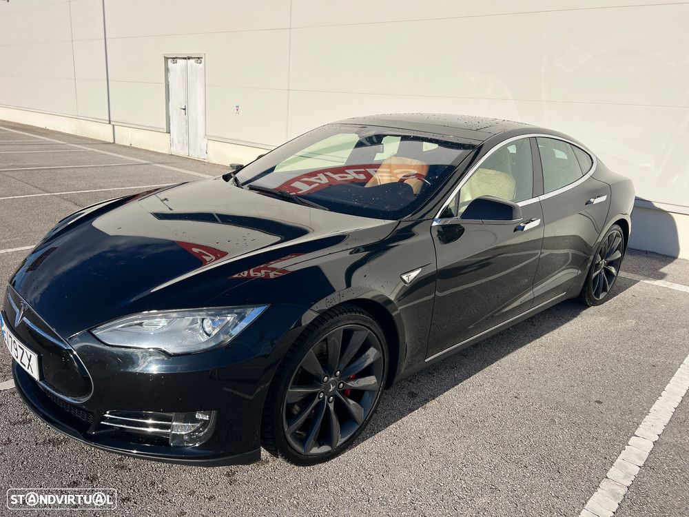 Tesla Model S P90D - 1
