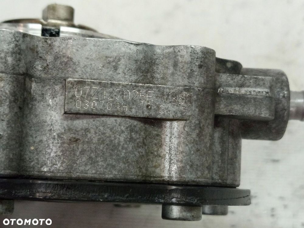 POMPA VACUM VW TOUAREG I 7L 5.0 TDI V10 07Z127025E - 5