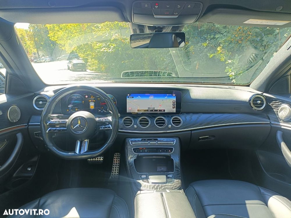 Mercedes-Benz E 220 d 9G-TRONIC AMG Line - 31