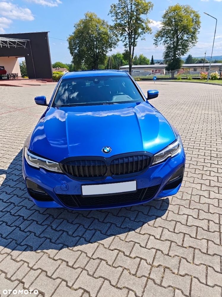 BMW Seria 3 320d xDrive mHEV M Sport sport - 4