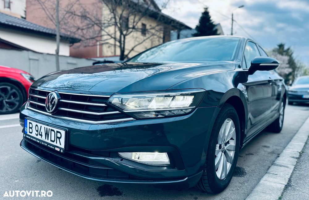 Volkswagen Passat 1.6 TDI DSG Comfortline - 4