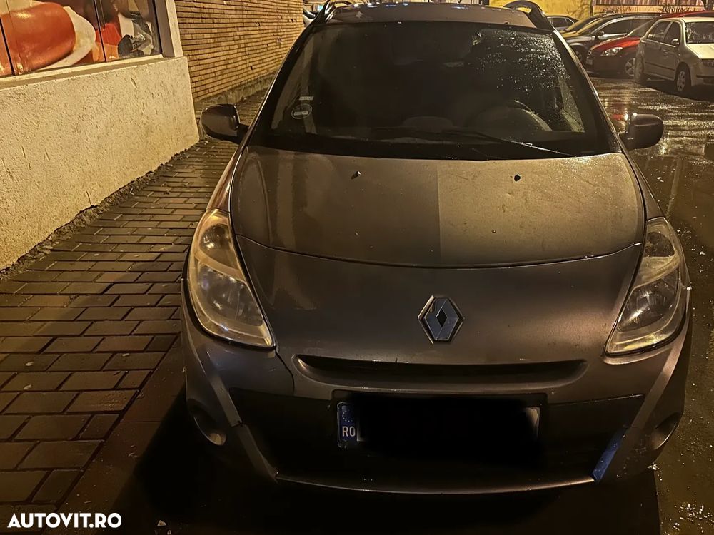 Renault Clio - 1