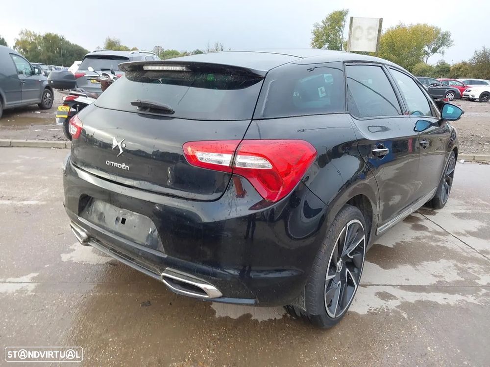 .CITROEN DS5 DSPORT D-SPORT 2.0 HDI 16V 165CV RHH com Tecto Panorâmico - 2
