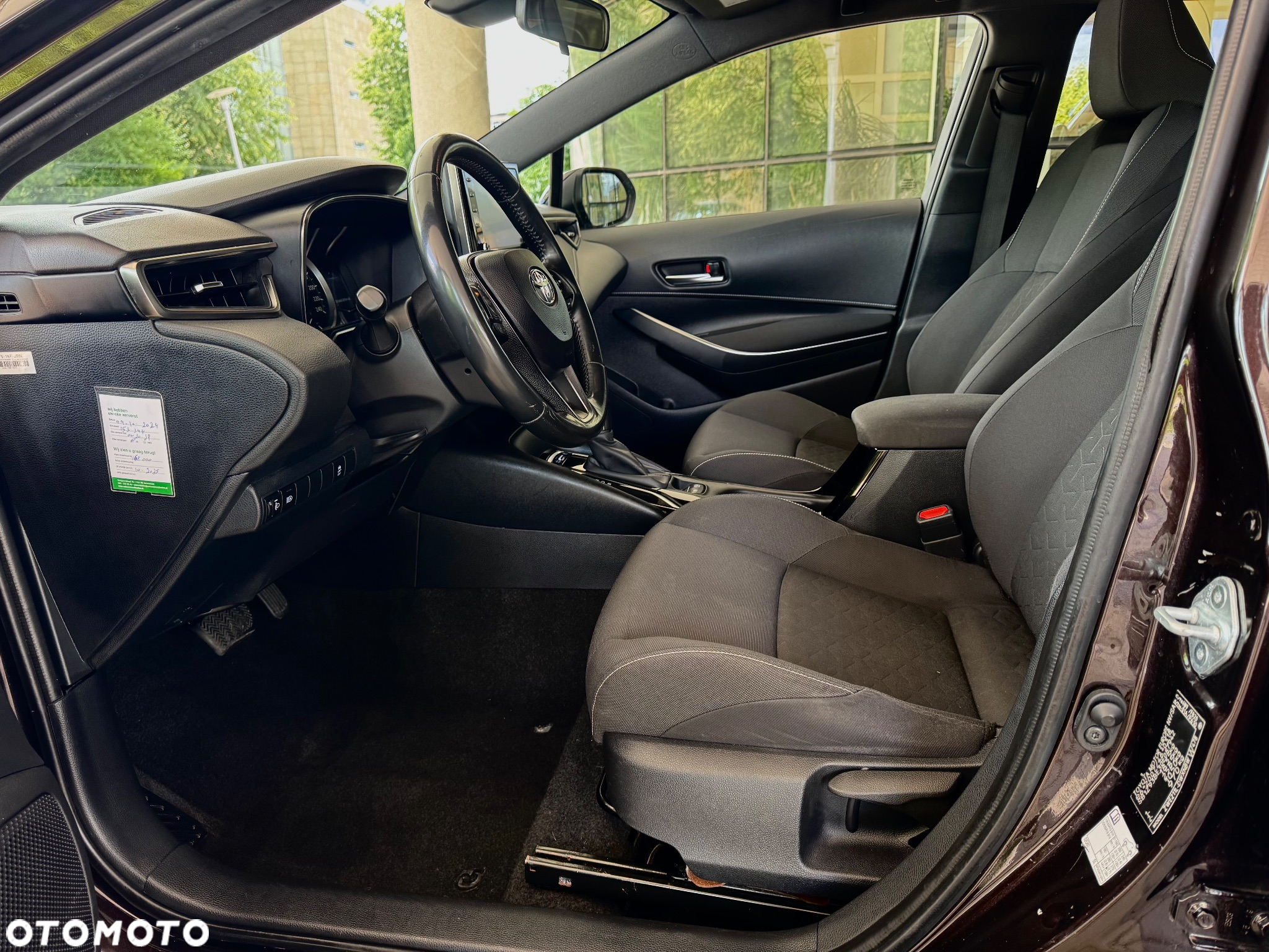 Toyota Corolla 1.8 Hybrid Comfort - 20