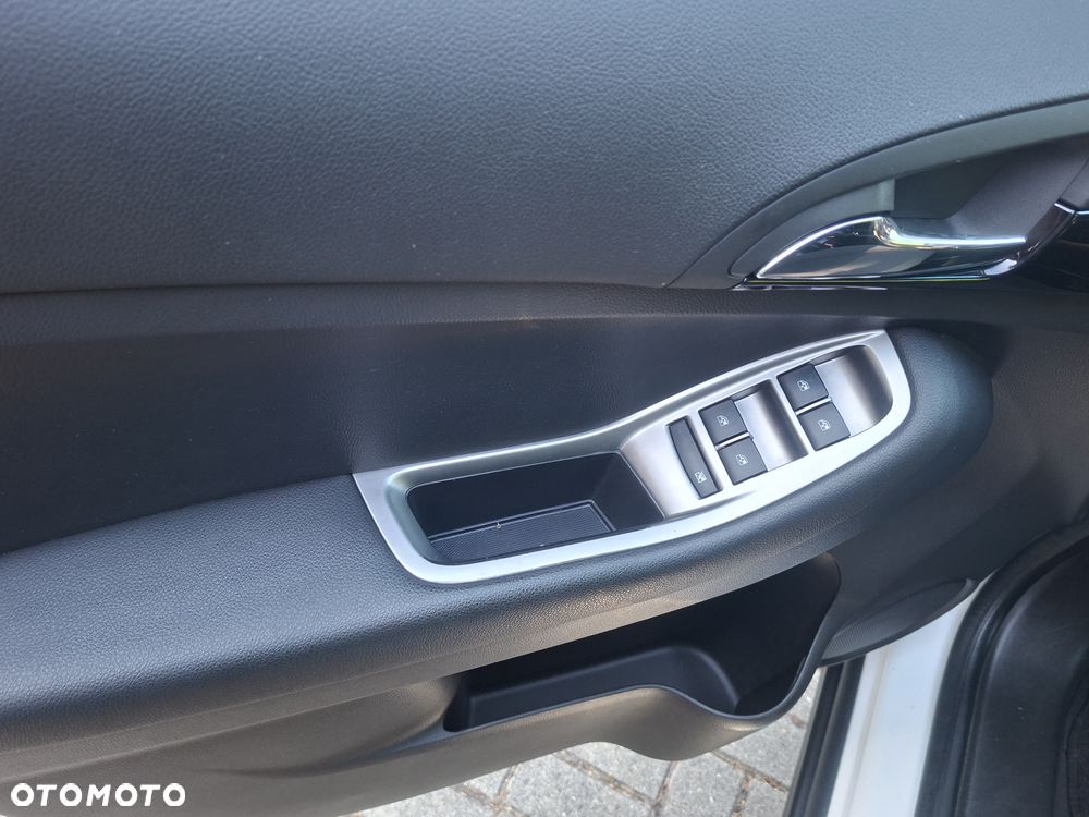 Chevrolet Orlando - 25