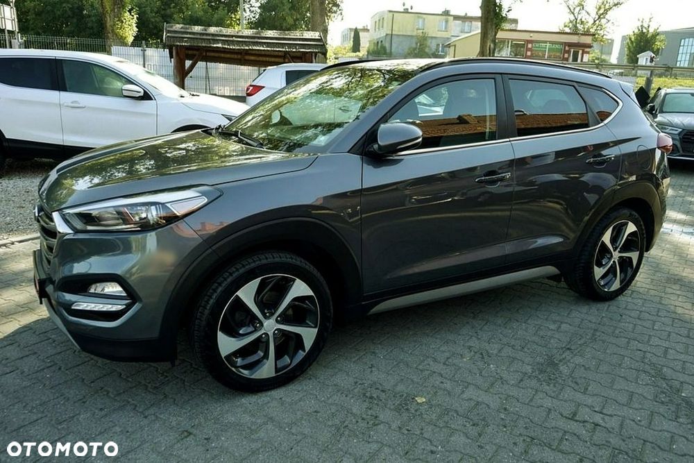 Hyundai Tucson - 2