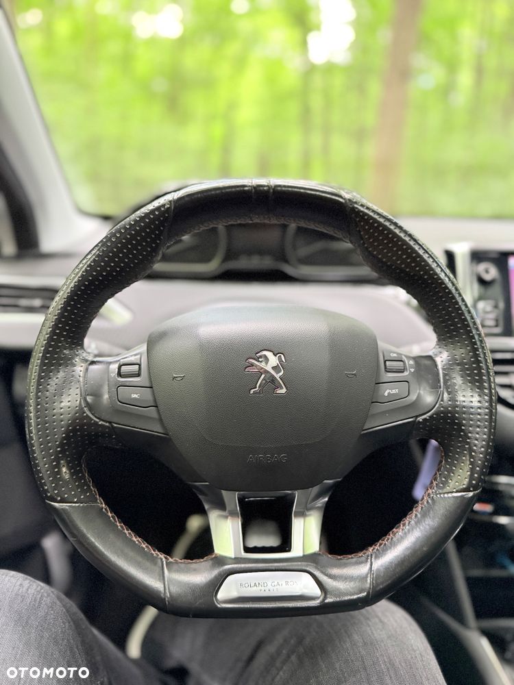Peugeot 208 PureTech 110 Stop & Start Allure - 29