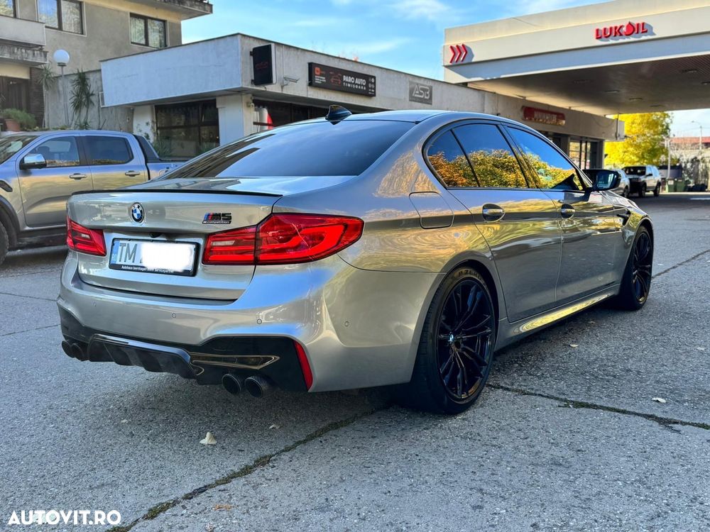 BMW M5 Competition - 8
