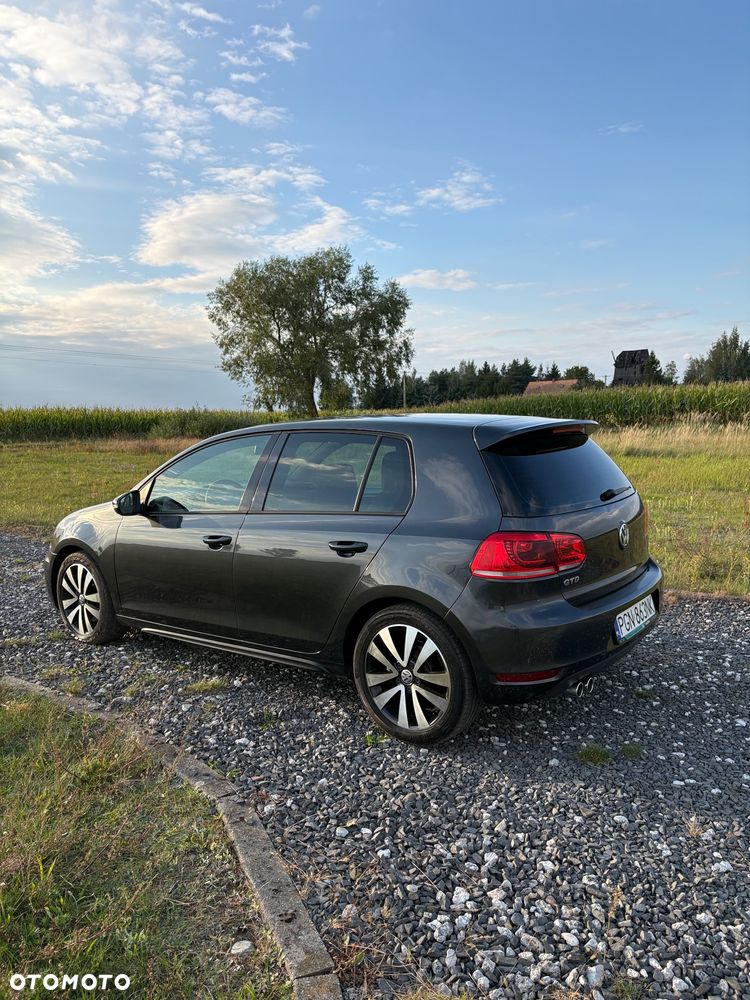 Volkswagen Golf 2.0 TDI DPF GTD - 4