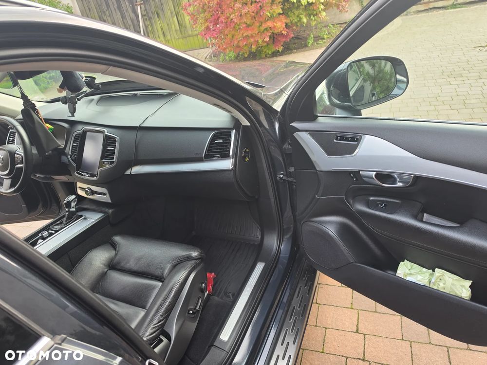 Volvo XC 90 D4 FWD Momentum 7os - 22