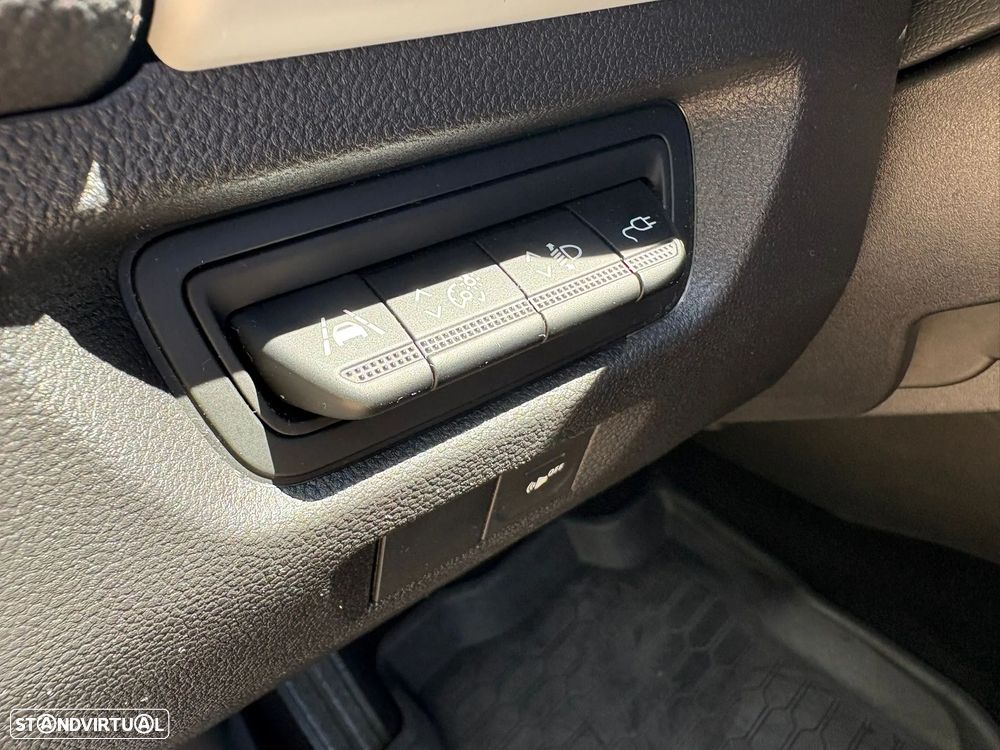 Renault Zoe (c/ Bateria) Zen 50 - 32