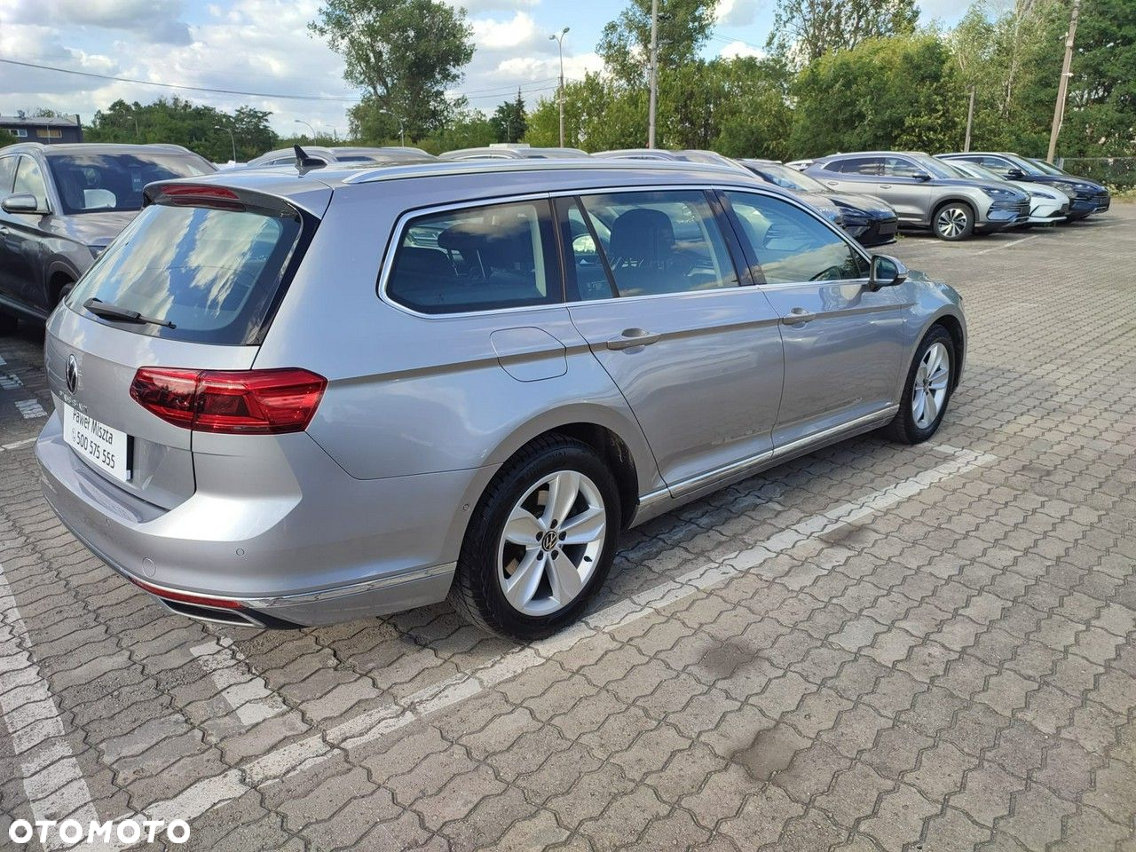 Volkswagen Passat - 30