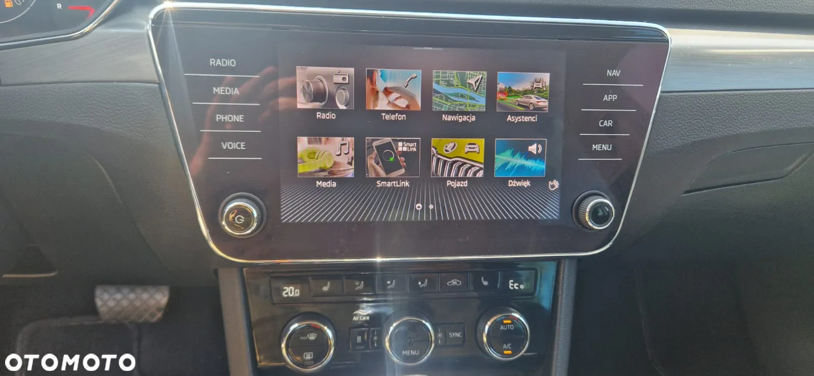 Skoda Superb ver-1-4-tsi-plug--in-hybrid-style-dsg - 4