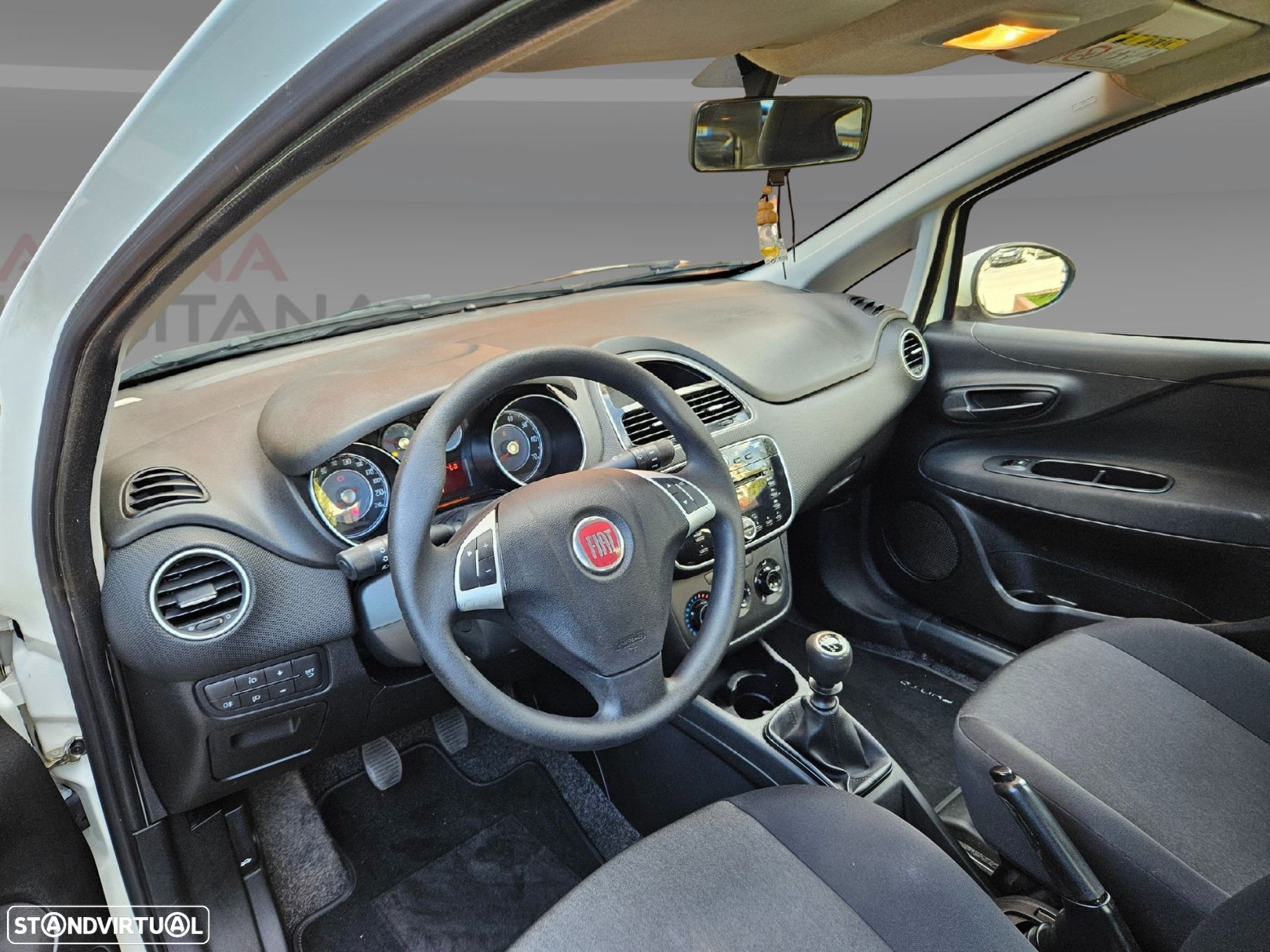 Nissan Leaf N-Connecta Two Tone - 11