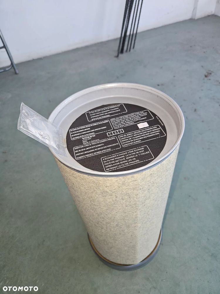 Filtr powietrza Volvo FH13 FH16 FH12  VOLVO 21834210 3162322 - 6