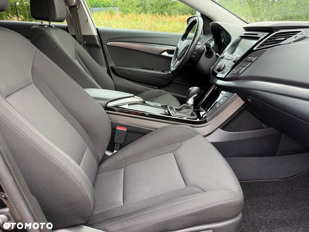Hyundai i40 Kombi 1.7 CRDi Premium - 15