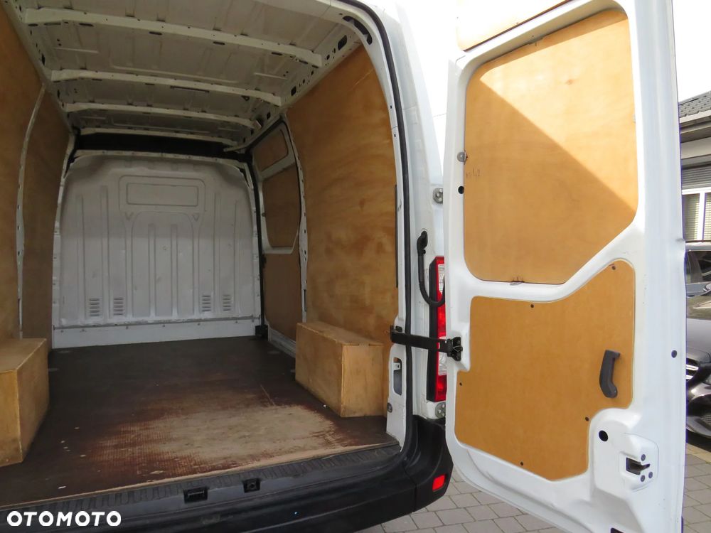 Renault Master L2H2 2.3dci 101Ps - 33