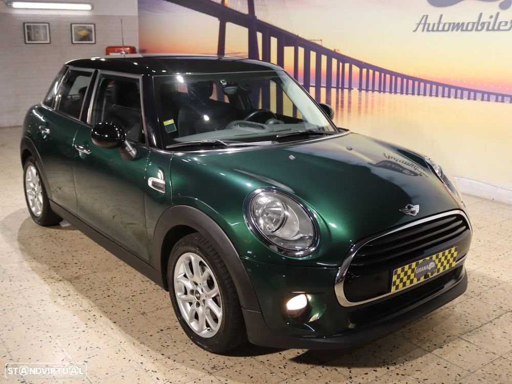 MINI 5 Portas Cooper D - 28