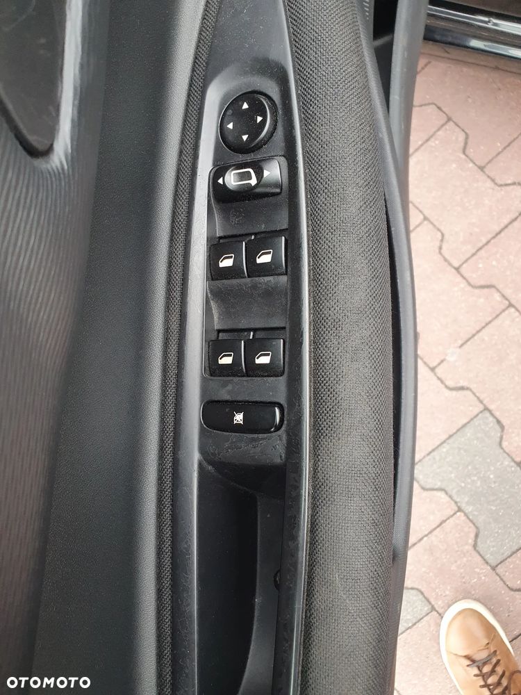 Citroën C4 1.6 VTi SX - 9
