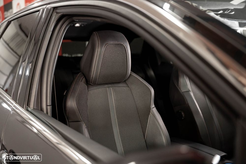 Peugeot 3008 1.6 Hybrid GT e-EAT8 - 21