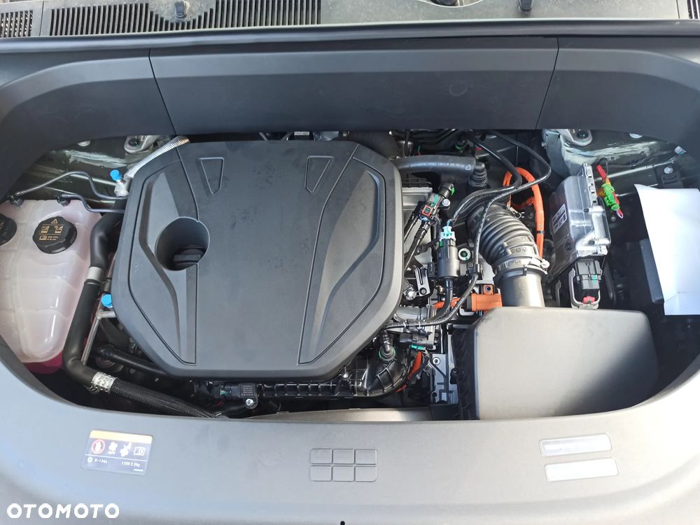 Geely M9 - 27