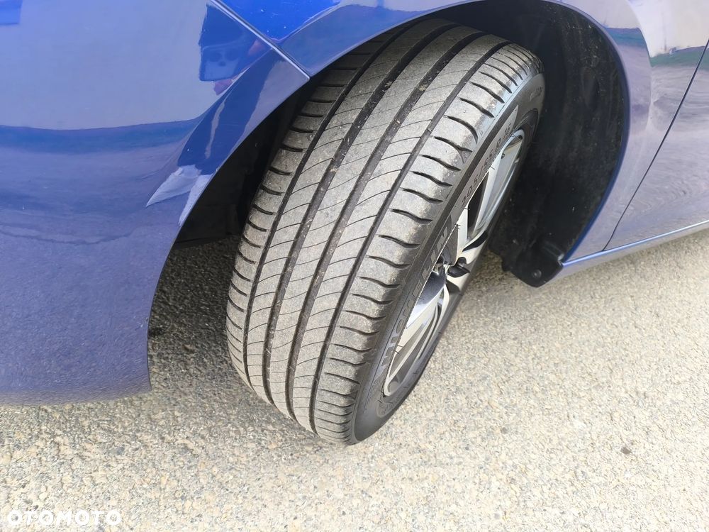 Peugeot 308 BlueHDi 130 Stop & Start Allure Business-Paket - 28