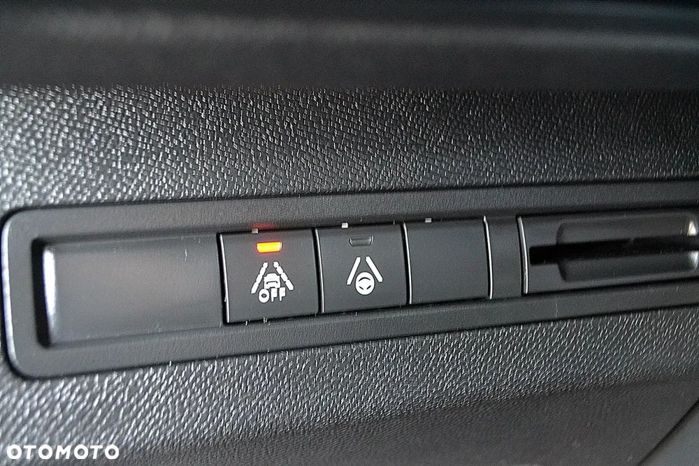 Peugeot 3008 BlueHDi 130 Stop & Start EAT8 GT Pack - 33