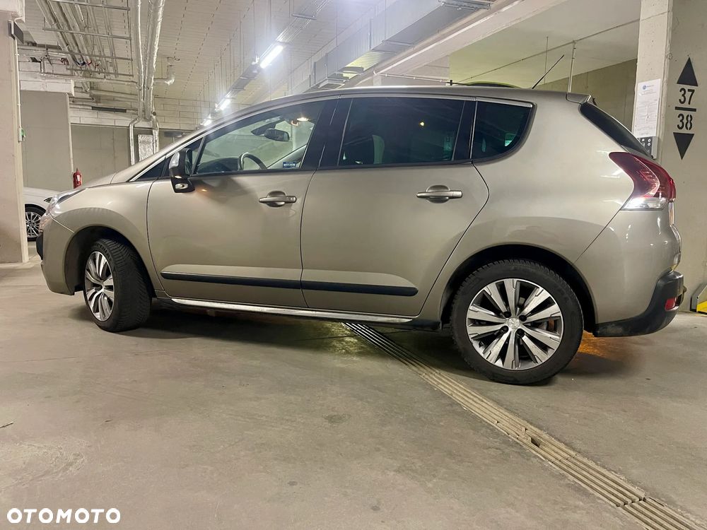Peugeot 3008 e-HDi 115 ETG6 Stop&Start Allure - 4