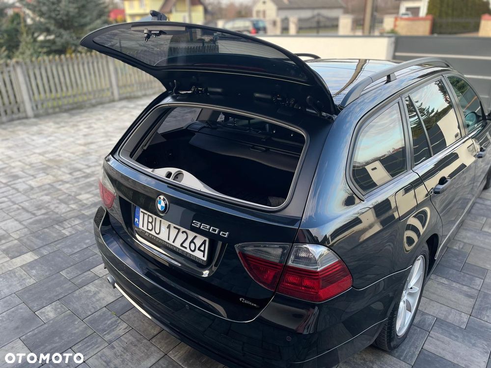 BMW Seria 3 320d DPF - 25