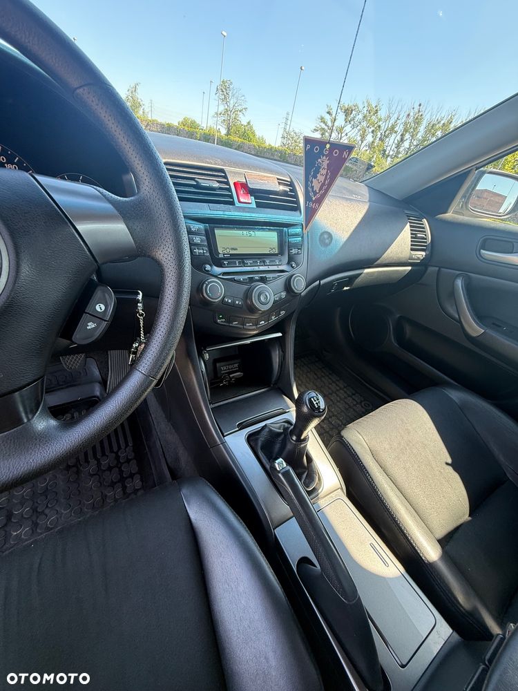 Honda Accord 2.0 Comfort - 26
