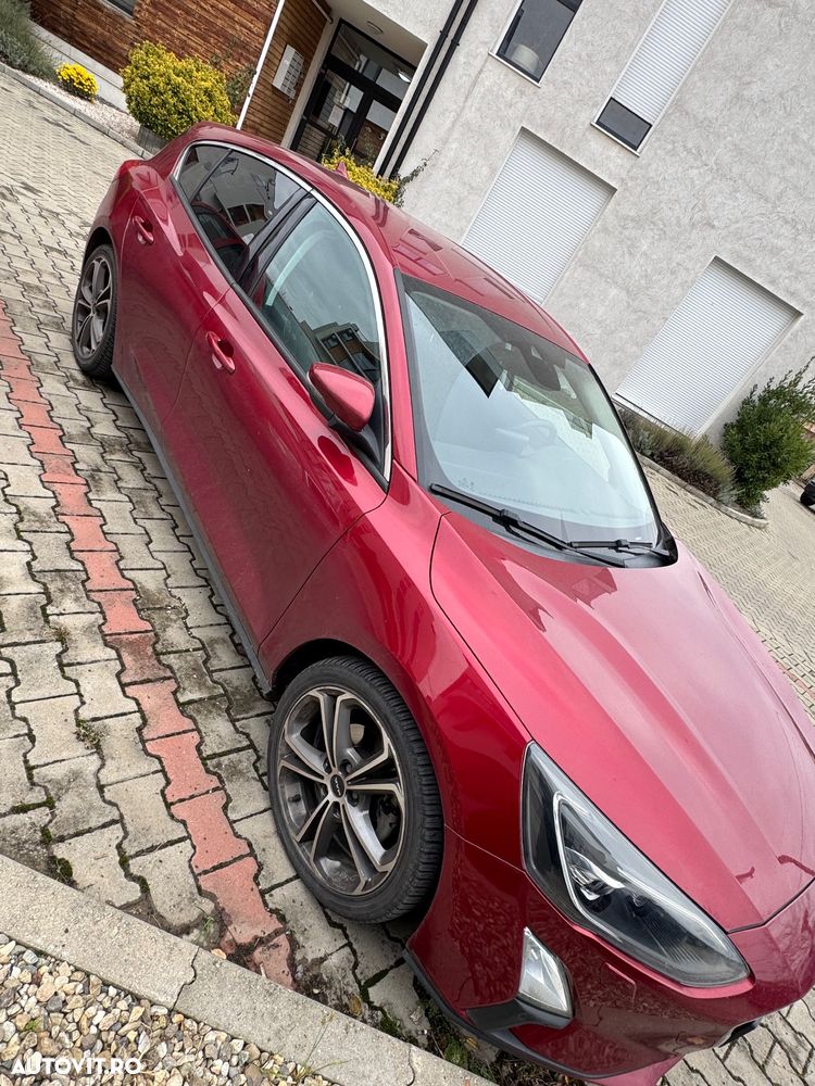 Ford Focus 1.0 EcoBoost Titanium - 5