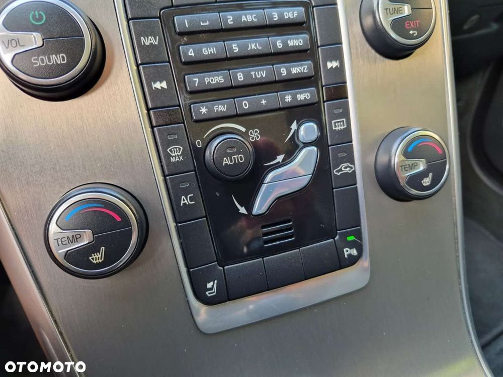 Volvo XC 60 - 27