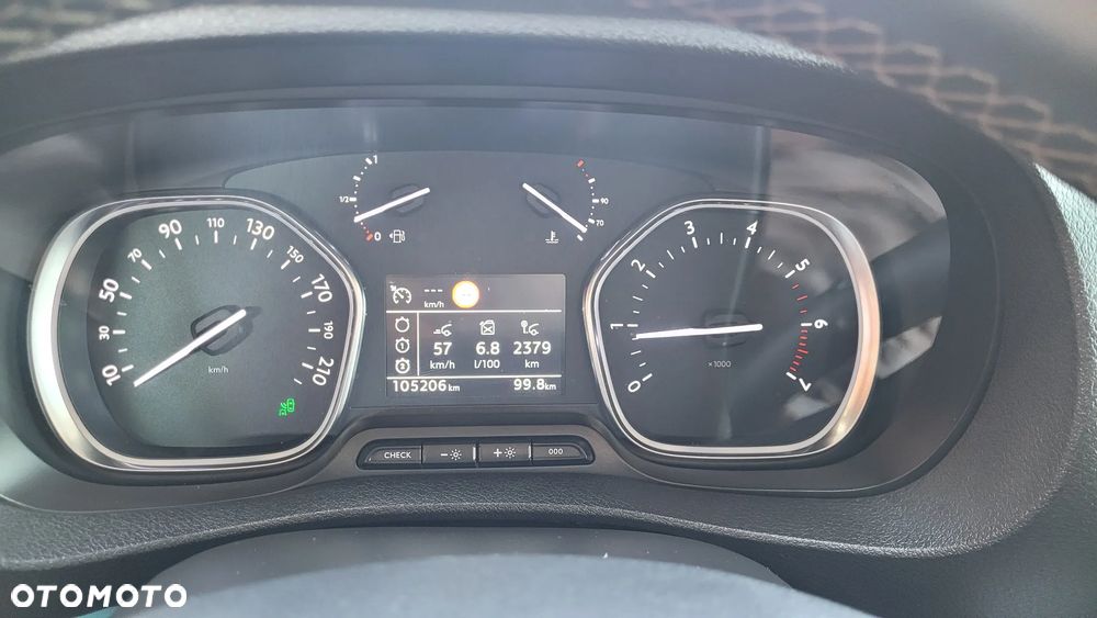 Peugeot Traveller 2.0 BlueHDi Long Business - 17