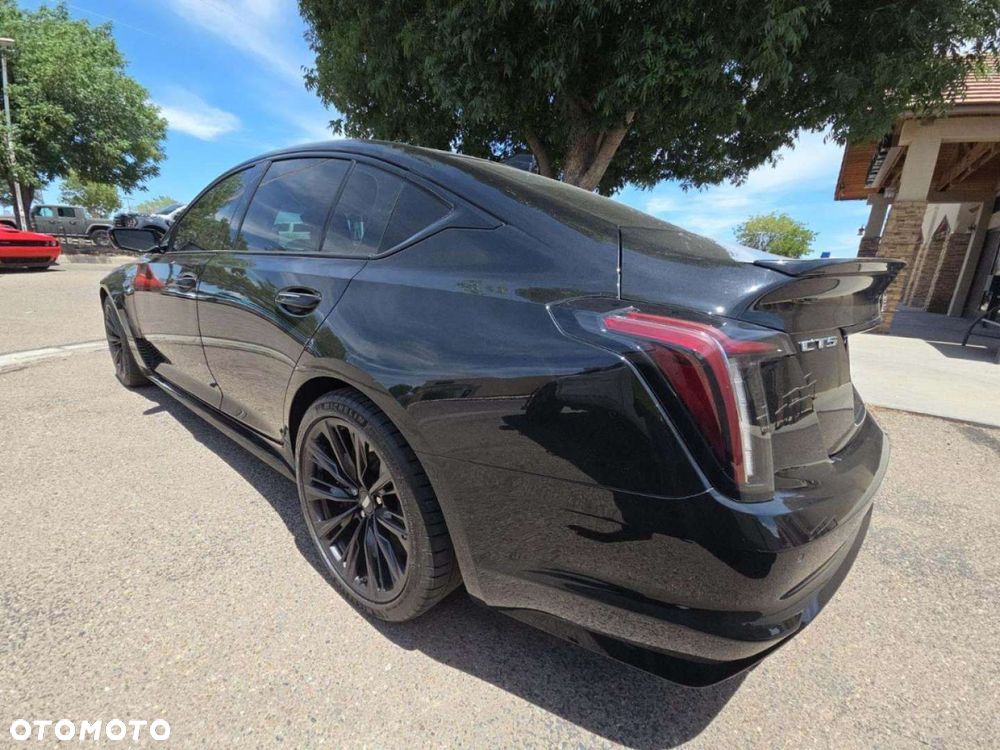 Cadillac CT5 - 2