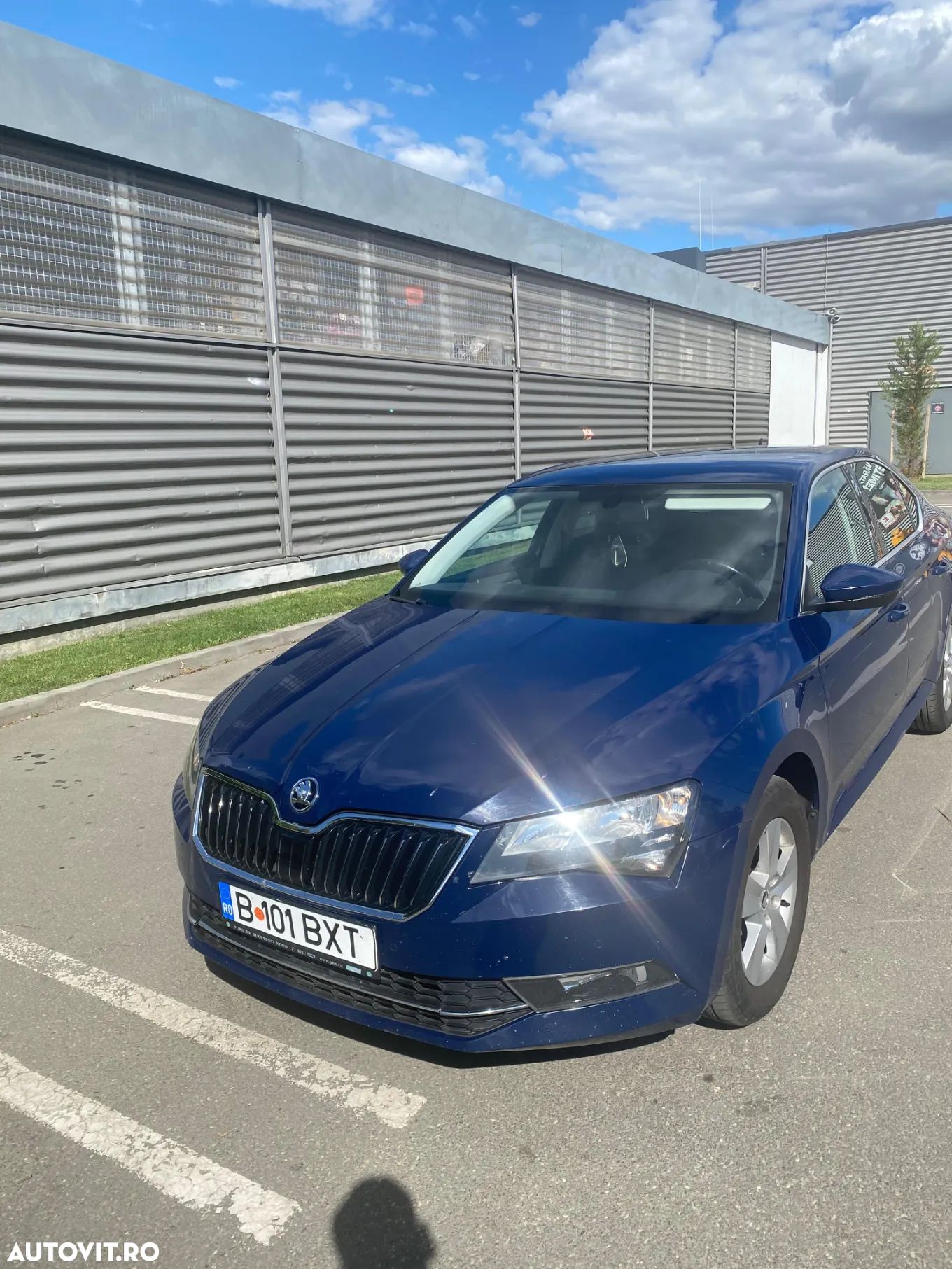 Skoda Superb 2.0 TDI DSG Style - 1