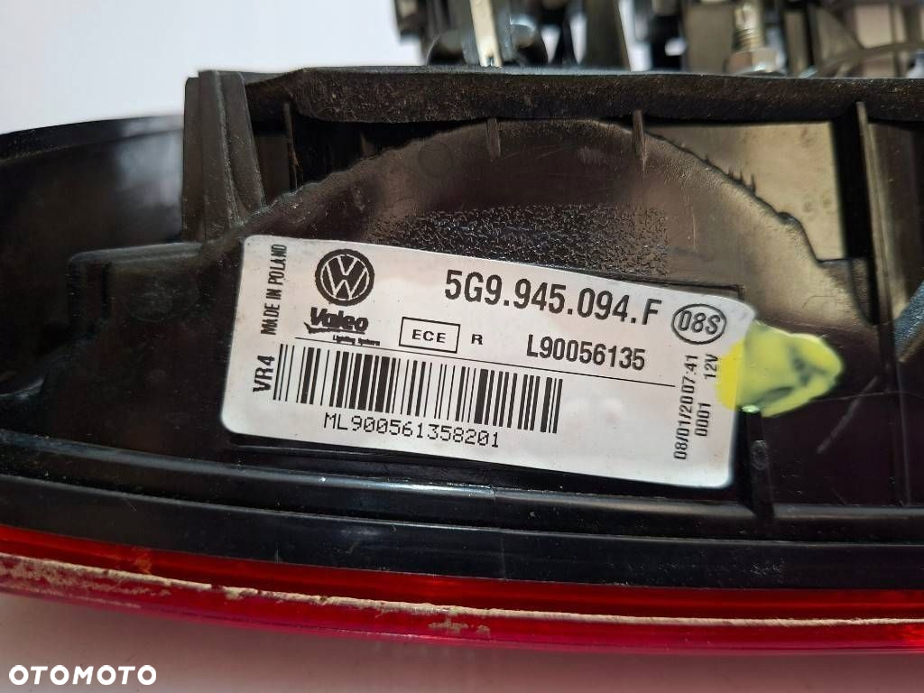 VW Golf VII 2016 Tył strona prawa Lampy tylnej klapy bagażnika 5G9945094F - 12