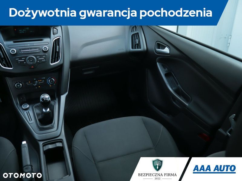Ford Focus - 10