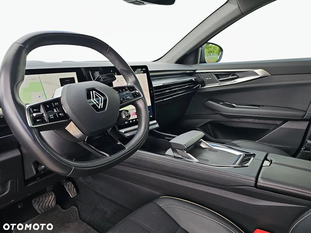 Renault Austral 1.3 TCe mHEV Iconic - 4