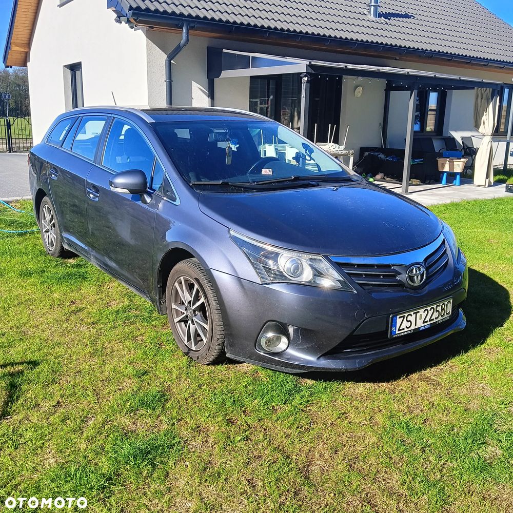 Toyota Avensis 1.6 Active - 1