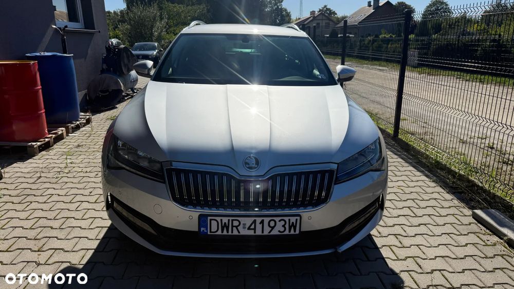 Skoda Superb 2.0 TDI Ambition DSG - 11