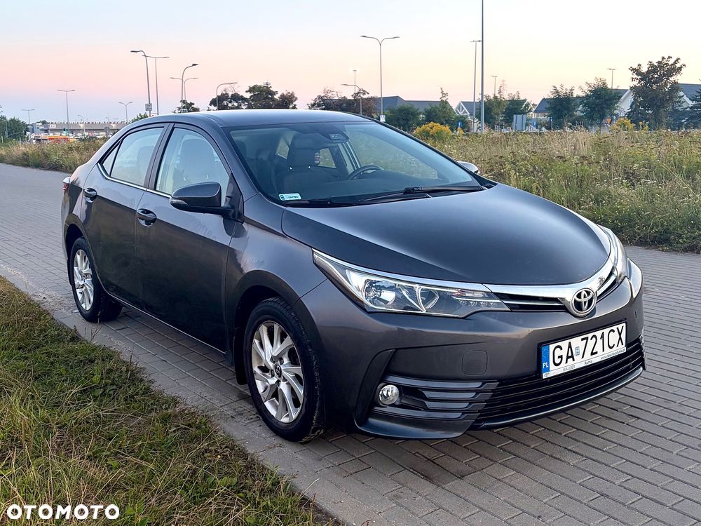 Toyota Corolla 1.6 Comfort - 2