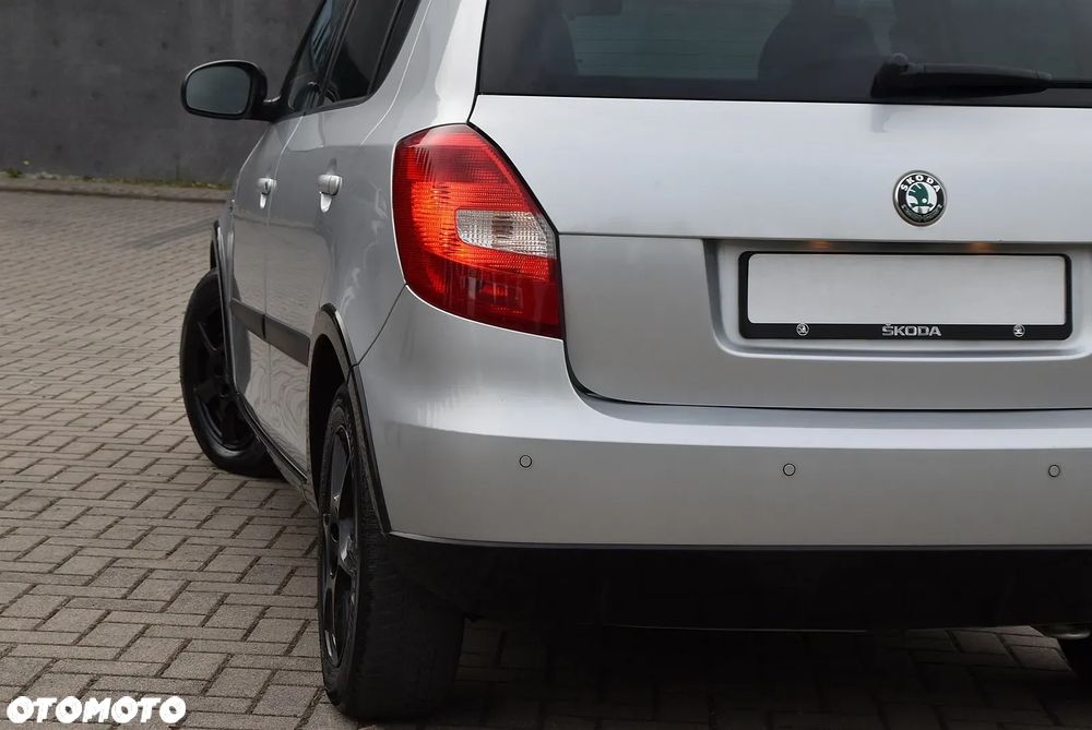 Skoda Fabia 1.6 TDI DPF Monte Carlo - 12