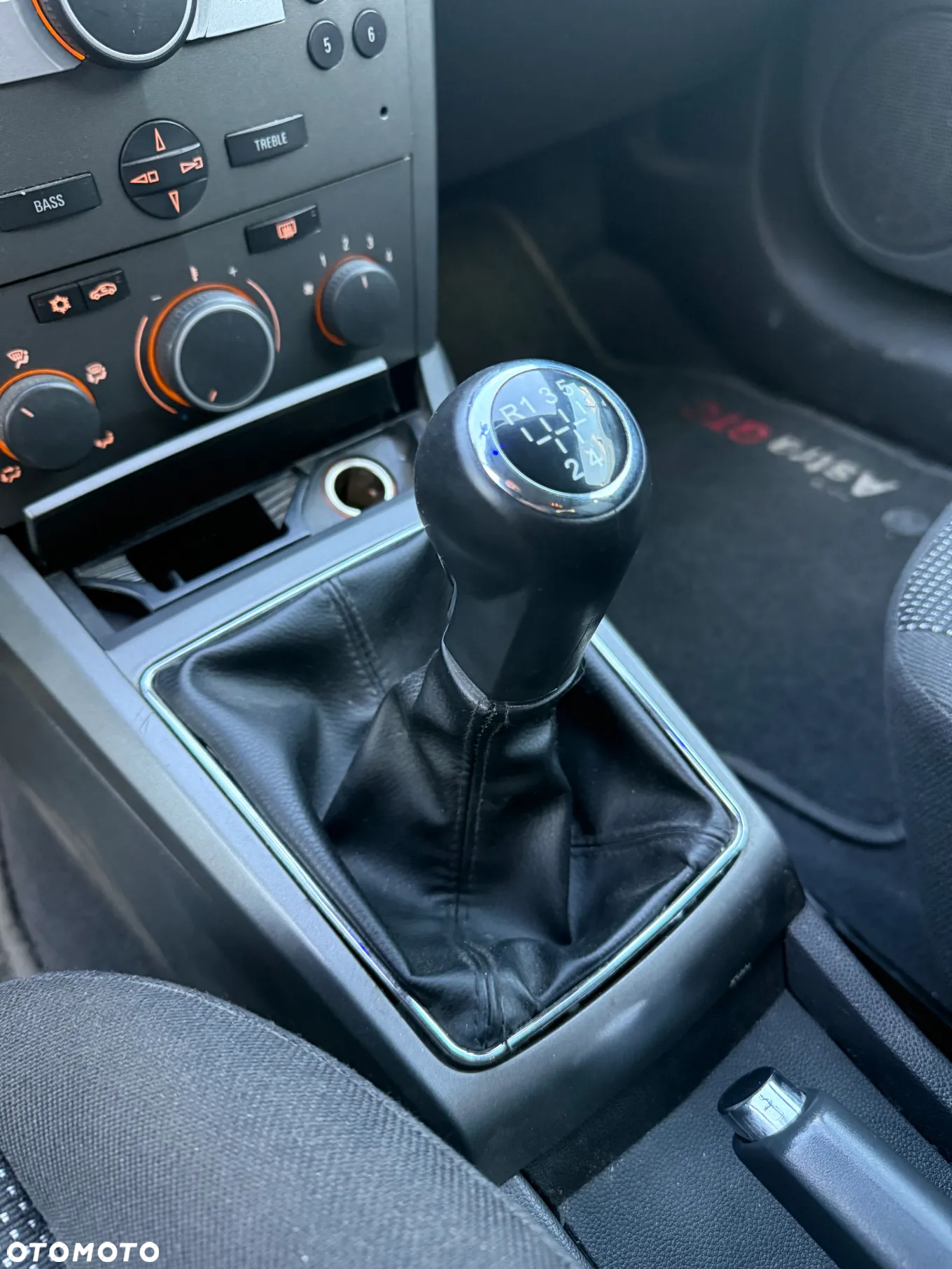 Opel Astra III GTC 1.8 Sport - 8