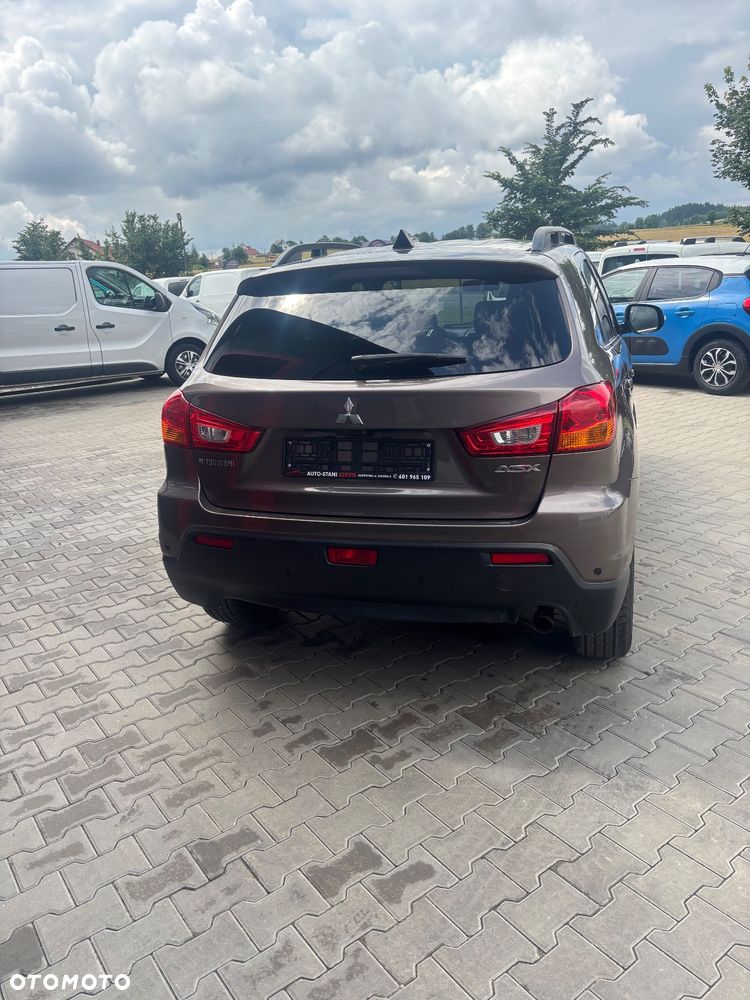 Mitsubishi ASX - 7