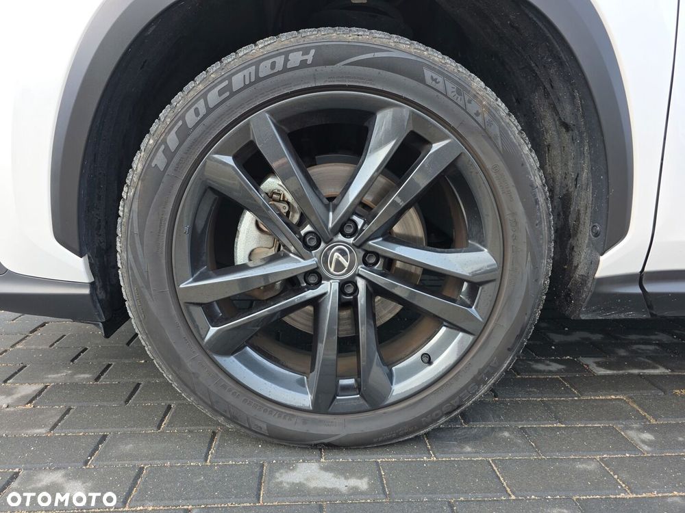 Lexus NX 350h Prestige AWD - 28
