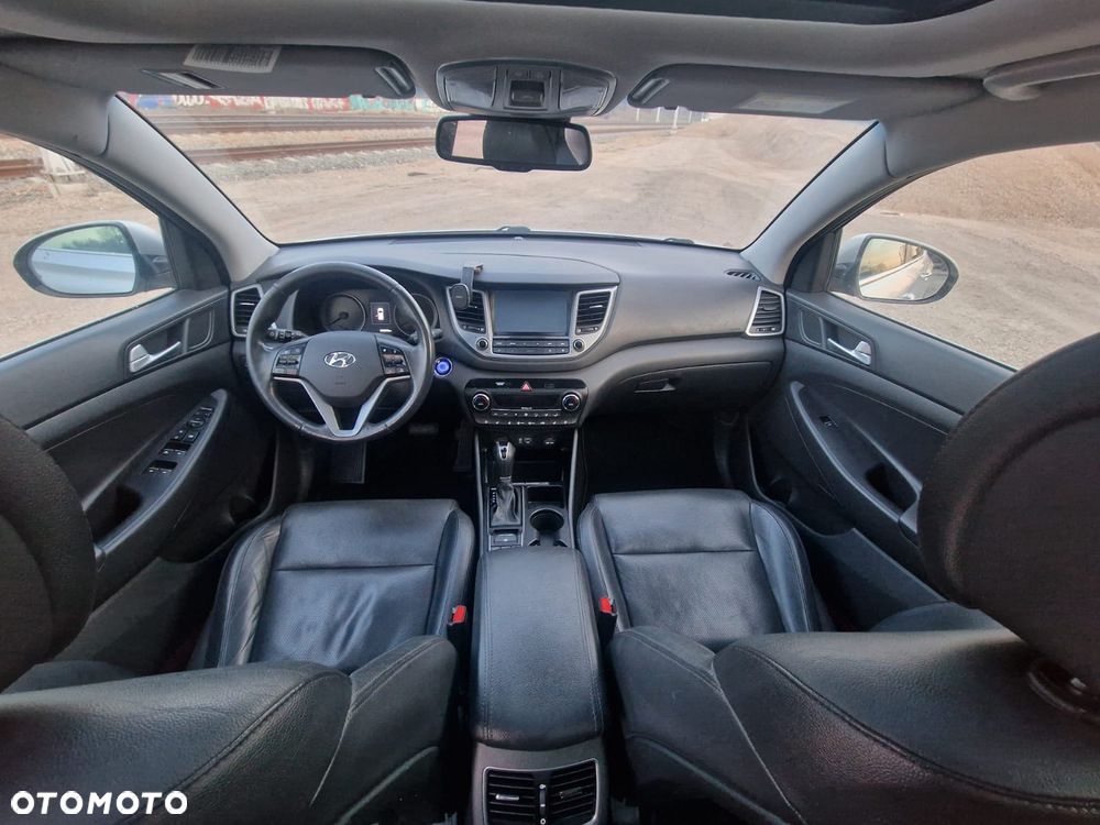 Hyundai Tucson 2.0 CRDI Tour de Pologne 4WD - 16