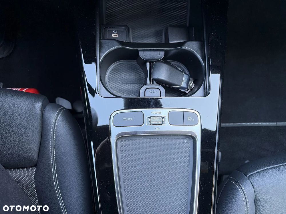 Mercedes-Benz Klasa A 250 4-Matic AMG Line 7G-DCT - 25