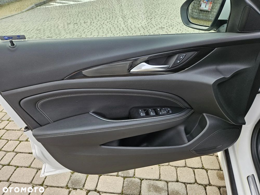 Opel Insignia 1.5 T Ultimate S&S - 17