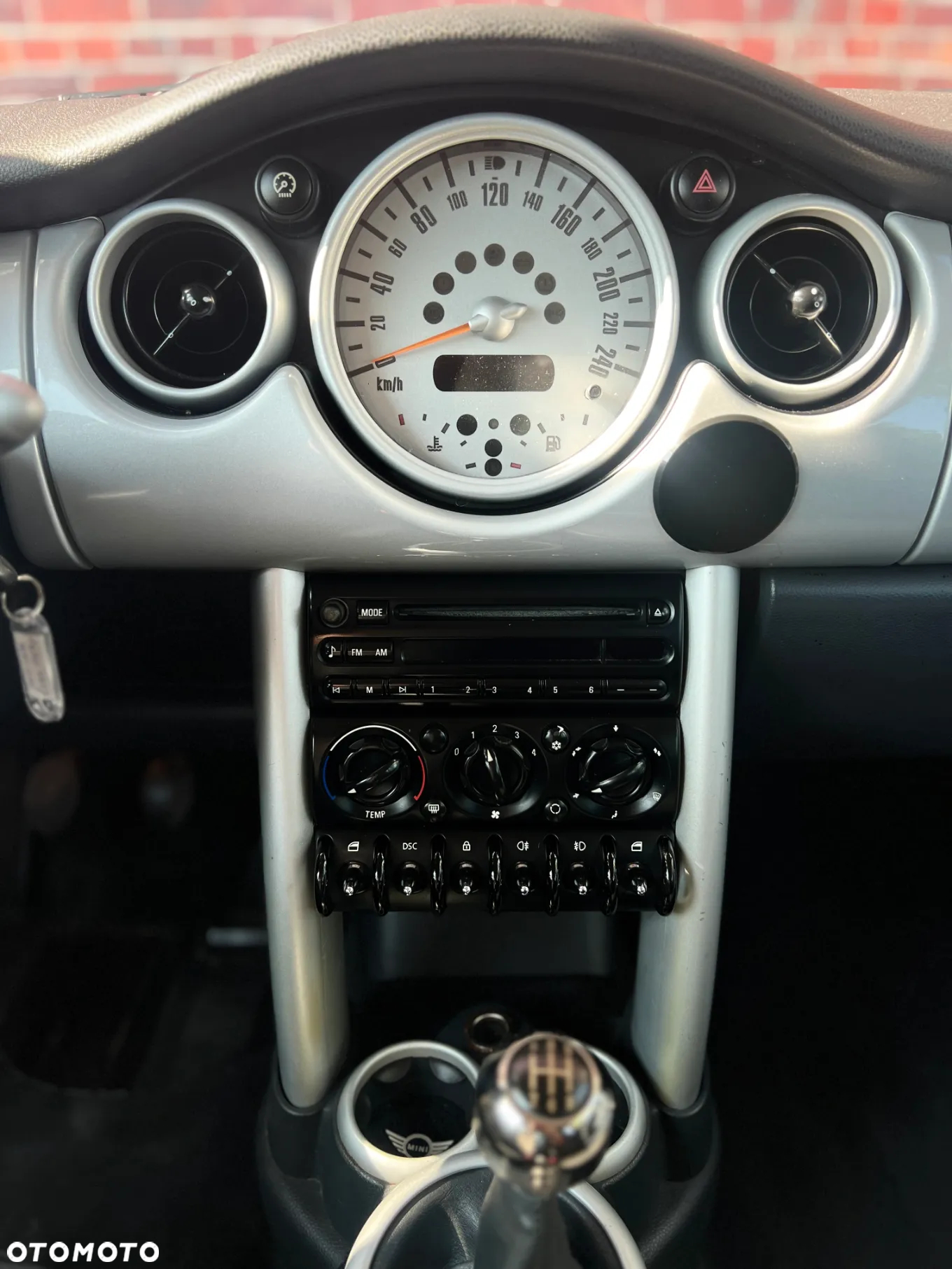 MINI ONE Standard - 23